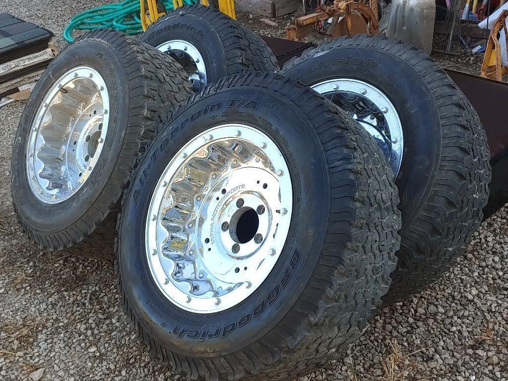 Chrome Wheels and Tires Set