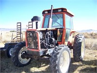 Allis Chalmers Tractor 6060