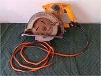 Dewalt DW378G 7 1/4 in high torque framing saw