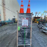 Brand New Lot of 250 Safety Highway Cones (NY70)