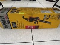 DEWALT ZOUT FLEX 16" CHAIN SAW WITH CHARGER AND B