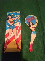 Vtg 1976 Avon Wonder Woman Mirror