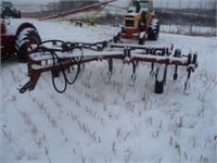 IH Cultivator Approx 14 ft
