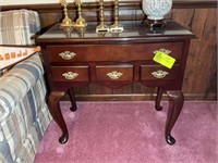 4 DRAWER WOODEN ENTRY TABLE 31.5IN BY 16IN BY 29IN