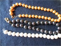 Lot-2 Pearl Necklaces & 1 broken Necklace.