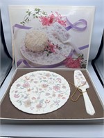Vintage Narumi cake plate and server