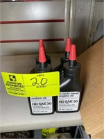 GROUP OF FOUR 3.04 SMALL ENGINE OIL SAE 30 WEIGHT