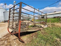 Truck bed livestock rack