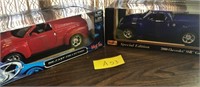 B - LOT OF 2 DIE CAST CARS (A53)