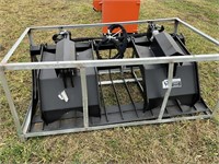Rock bucket type grapple, with quick attach mount