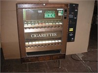 Kool Cigarette Machine w/Currency Partner