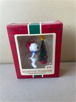Hallmark Keepsake Ornament 1987 Snoopy & Woodstock