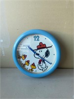 Vintage snoopy clock