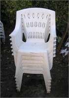 Set of 6 white plastic outdoor arm chairs