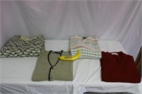 4 Vtg. Men's Sweaters, Bachrach, Maxam+++