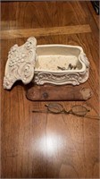 Vintage eyeglasses w/case, Syroco wood trinket box