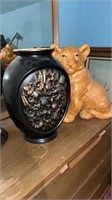 Large vase and ceramic lion cub