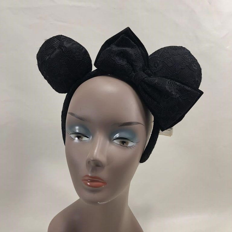 Disney Ears Minnie Black Lace w/Veil