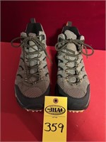 Men's Merrell Hiking Boots Size 12