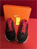 New Men's Nike Tennis Shoes Size 12 W