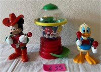 X - LOT OF VINTAGE DISNEY COLLECTIBLES