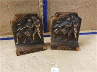 HEAVY CAST IRON SPIRIT OF '76 BOOKENDS