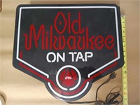 OLD MILWAUKEE LIGHT UP SIGN NO BULB TO TEST