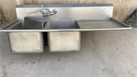 Elkay manufacturing metal sink,  Approximately 59