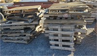 (27) Various Sized Wood Pallets