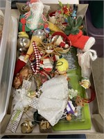 VINTAGE TREE TOPPER & MISC. CHRISTMAS ITEMS