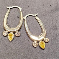 $4185 10K  Natural Fancy Diamond(1.3ct) Earrings