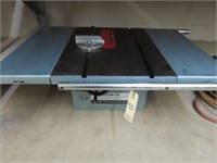 DELTA TABLE SAW