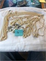 lot of faux pearls #31