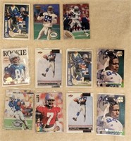 11 - LOT OF COLLECTIBLE FOOTBALL CARDS (D245)