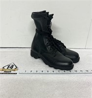 Size 5R Black Military Style Boots