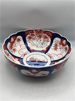 Japanese Imari Scalloped Edge Porcelain Bowl