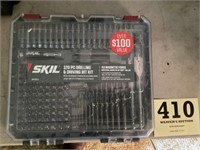 New Skil 120 pc drilling and Driving Bit Set