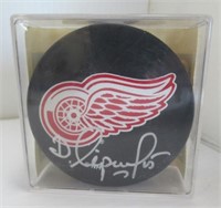 Dimitri Mironov signed Detroit Red Wings