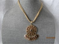 Necklace With Disk Pendent 16"