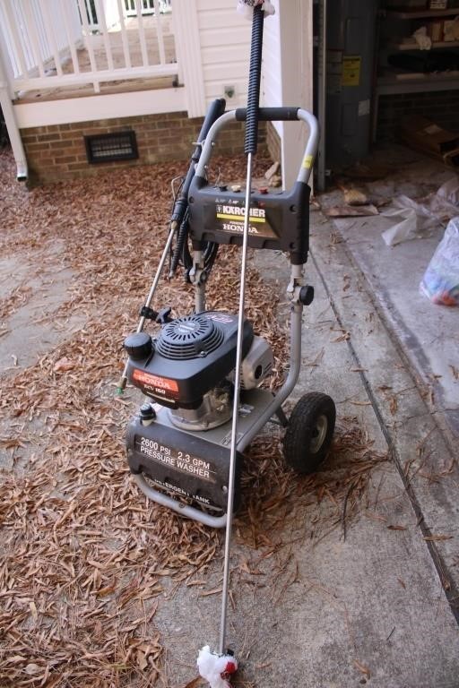 Karcher power washer with extra long wand