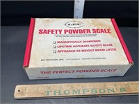 Powder scale