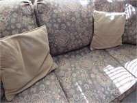 3 Cushion Sofa w/Throw Pillows Dark Green Floral