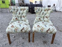 PR OF TUFTED BACK DECORATOR CHAIRS