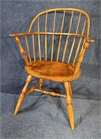 ANTIQUE MIXED WOOD WINDSOR ARM CHAIR