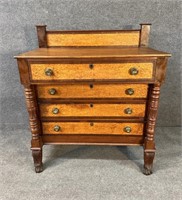 19TH CENT. FEDERAL MAHOGANY AND BIRDSEYE MAPLE