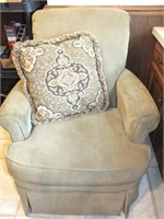 UPHOLSTERED SIDE CHAIR WITH PILLOW