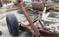 SCRAP LOT- 
2 LARGE CYLINDERS-
RUNNING GEAR AND