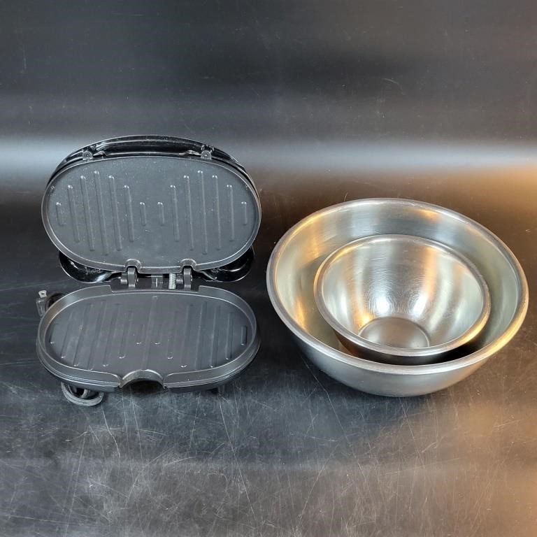 Electric Grill & Stainless Bowls