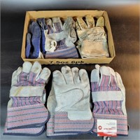 Used &vNew Work Gloves
