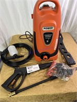 Electric pressure washer with accessories